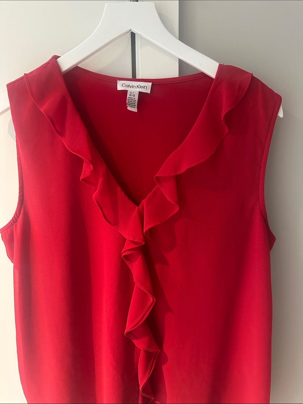 Calvin Klein Red Ruffle V-Neck Sleeveless Top